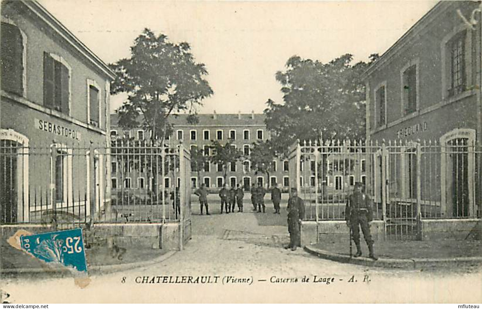 86* CHATELLERAULT Caserne De Laage         MA97,0838 - Chatellerault