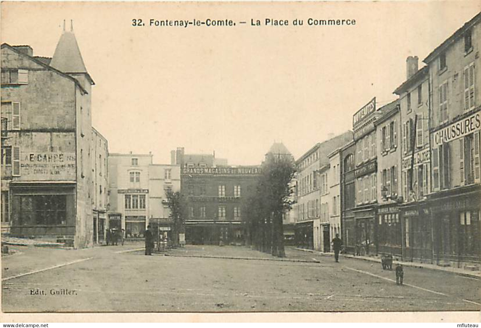 85* FONTENAY LE COMTE  Place Du Commerce                      MA97,0782 - Fontenay Le Comte