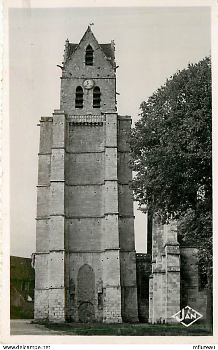 91* ETAMPES  Eglise  St Martin  CPSM(petit Format)           MA98,0044 - Etampes