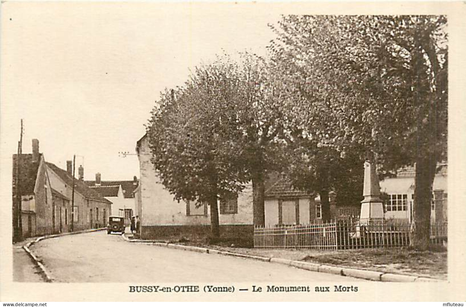 89* BUSSY EN OTHE  Monument Aux Morts         MA97,1204 - Other & Unclassified