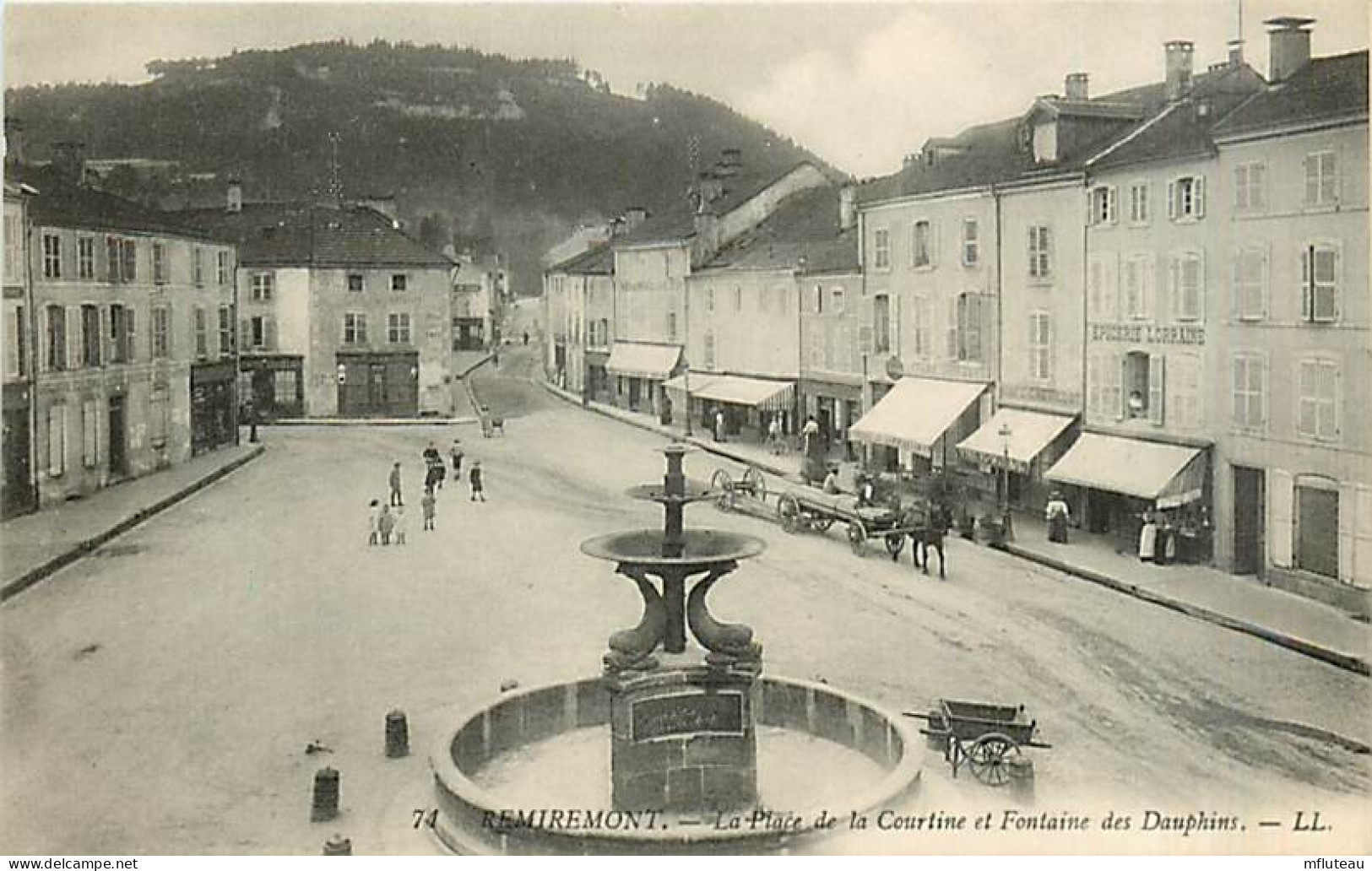 88* REMIREMONT Place De La Courtine       MA97,1002 - Remiremont