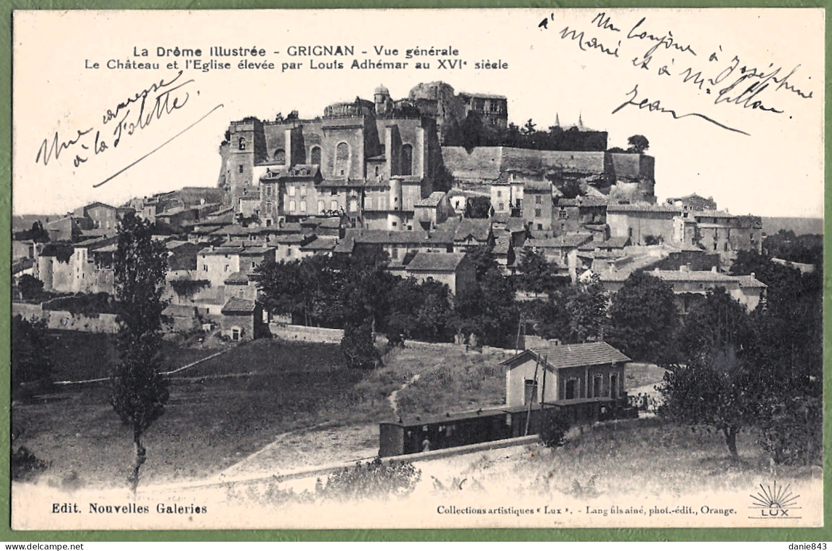 CPA - DROME - GRIGNAN - VUE GÉNÉRALE - CHATEAU ÉGLISE & Vue Sur La Gare - Le Train - Grignan