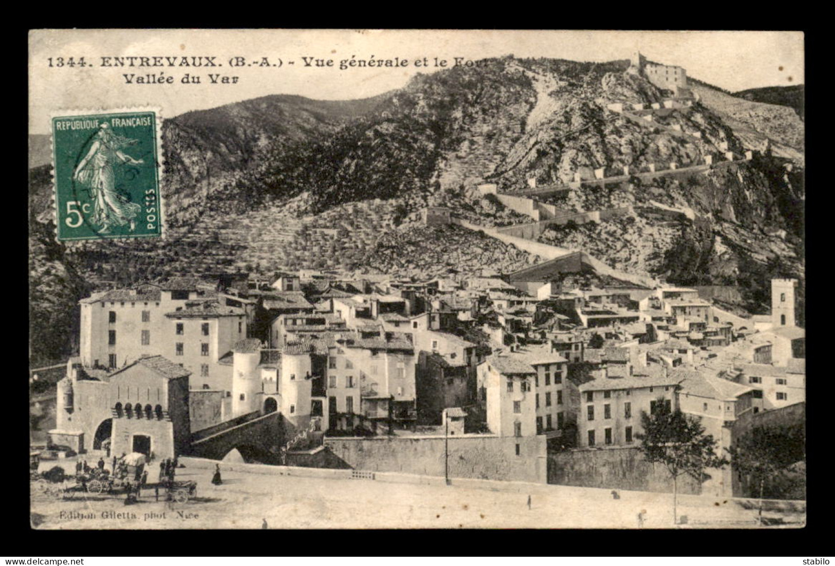 04 - ENTREVAUX - VUE GENERALE ET LE FORT - Altri & Non Classificati