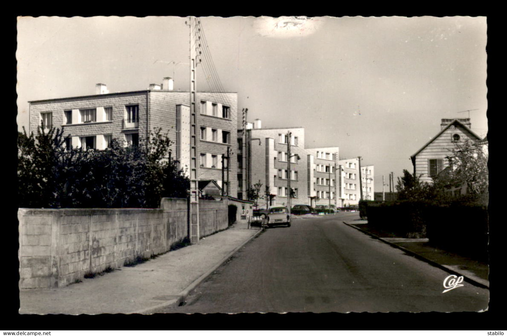 14 - CAEN - RUE D'AUTHIE - Caen