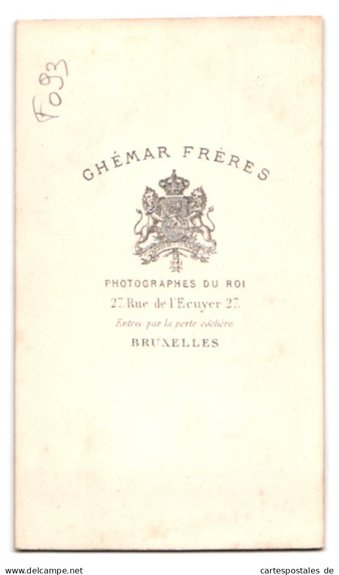 Fotografie Ghemar Freres, Bruxelles, 27 Rue De L`Ecuyer, Junger Mann Mit Grossem Backenbart  - Anonyme Personen