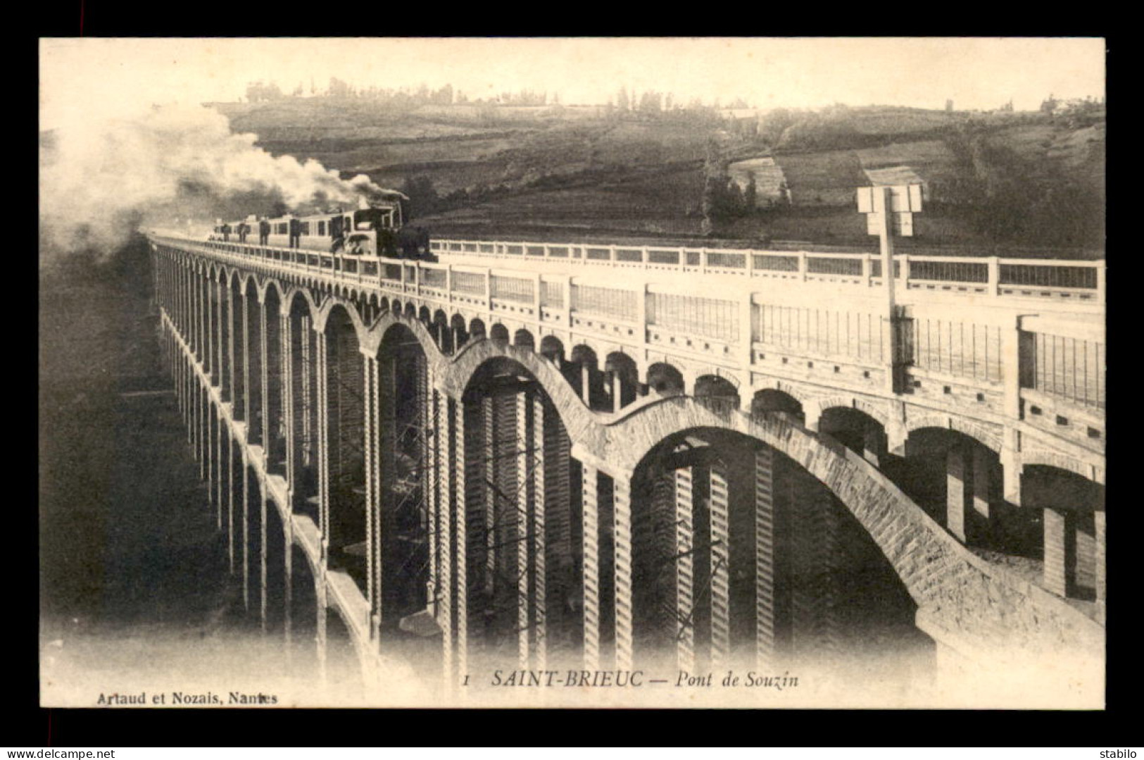 22 - SAINT-BRIEUC -  TRAIN SUR LE PONT DE CHEMIN DE FER SOUZIN - Saint-Brieuc