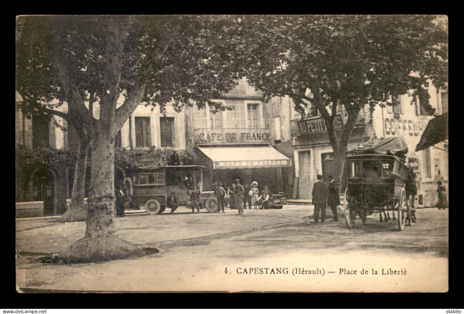 34 - CAPESTANG - PLACE DE LA LIBERTE - CAFE DE FRANCE - AUTOCAR - DILIGENCE - Capestang