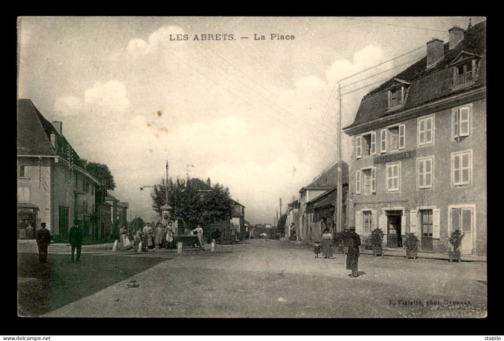 38 - LES ABRETS - LA PLACE - HOTEL CUAZ - Les Abrets