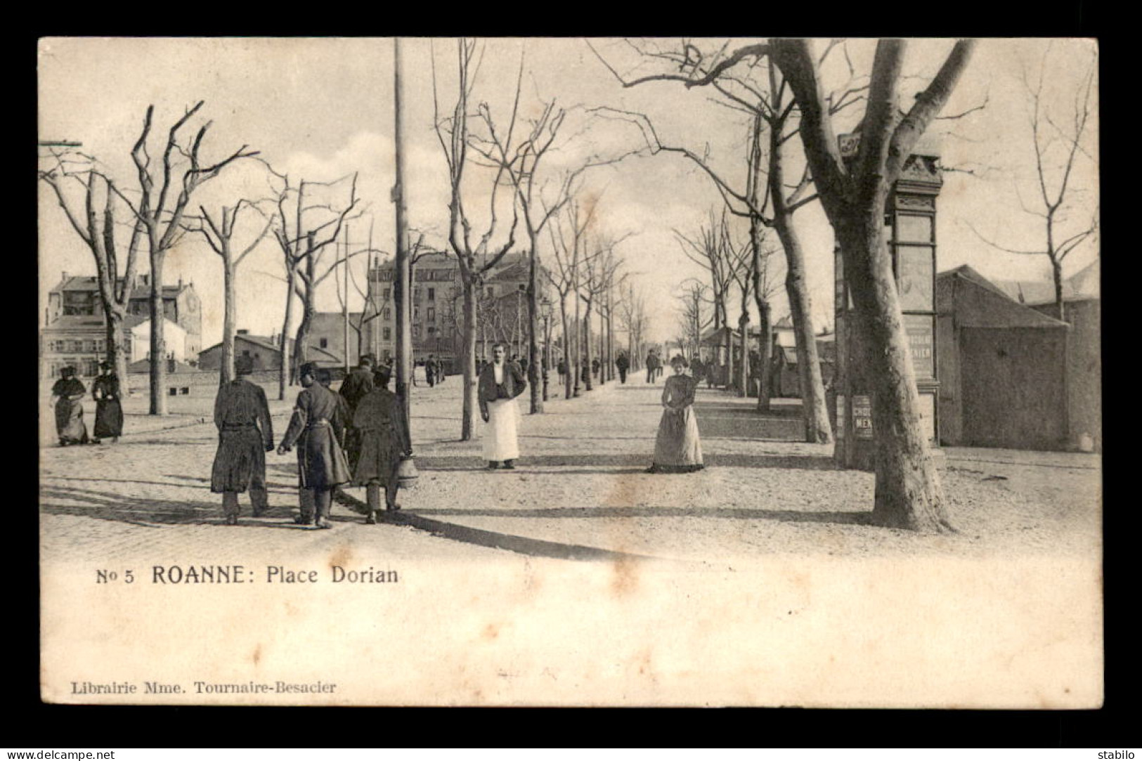 42 - ROANNE - PLACE DORIAN - Roanne