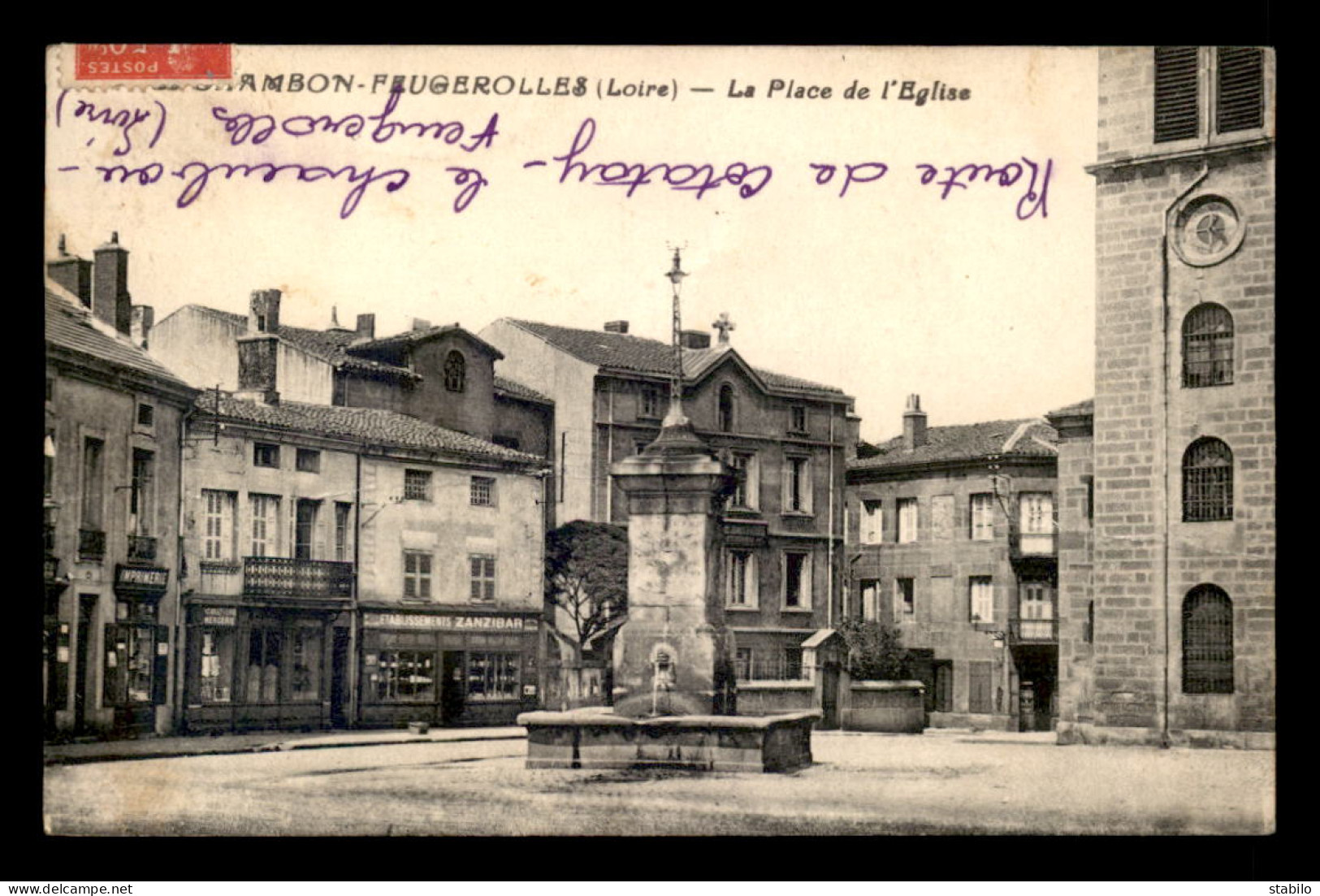 42 - LE CHAMBON-FEUGEROLLES - PLACE DE L'EGLISE - Le Chambon Feugerolles