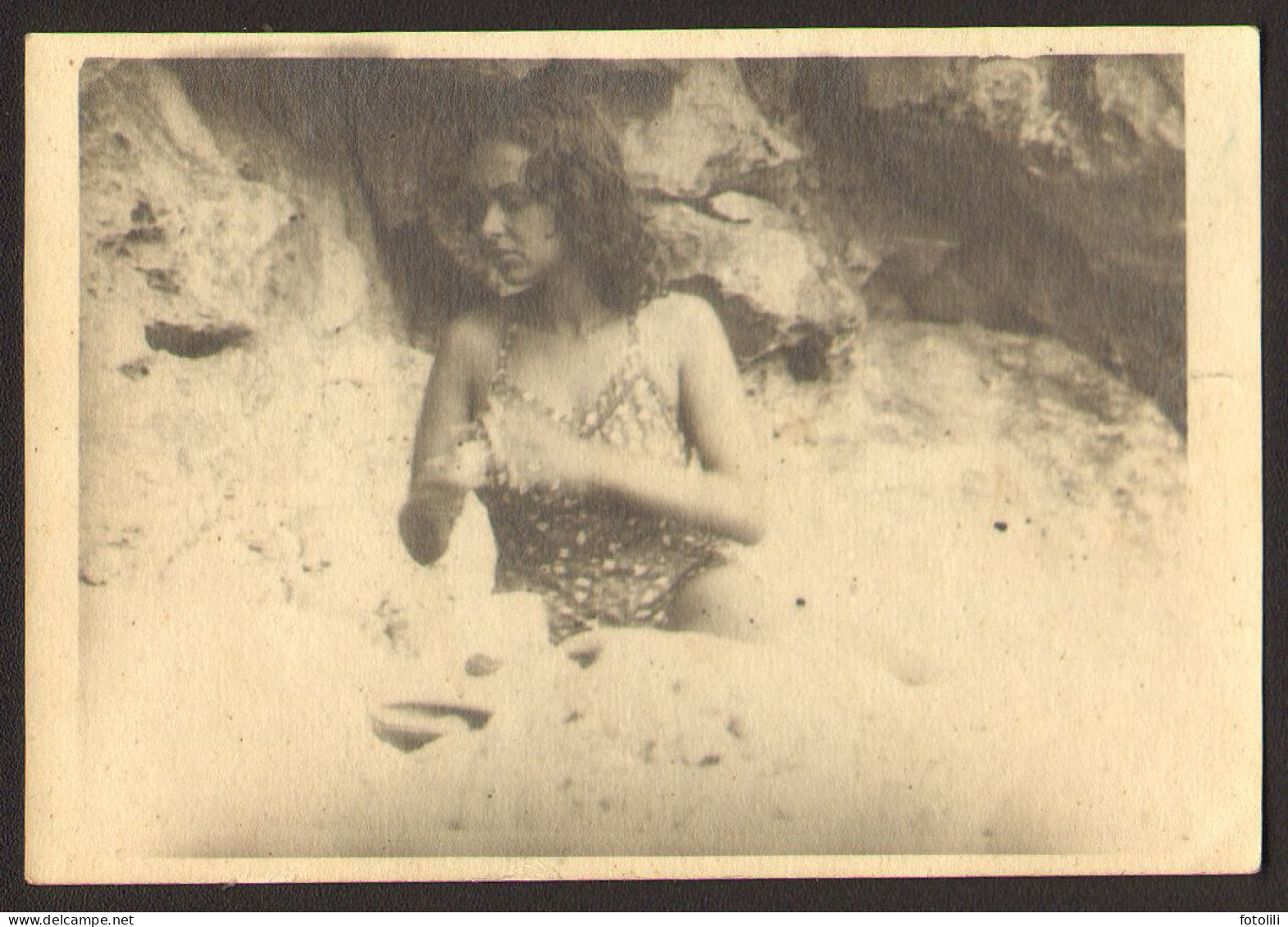 Bikini Woman Girl On Beach Lokrum 1948  Old Photo 6x9 Cm #41174 - Anonyme Personen