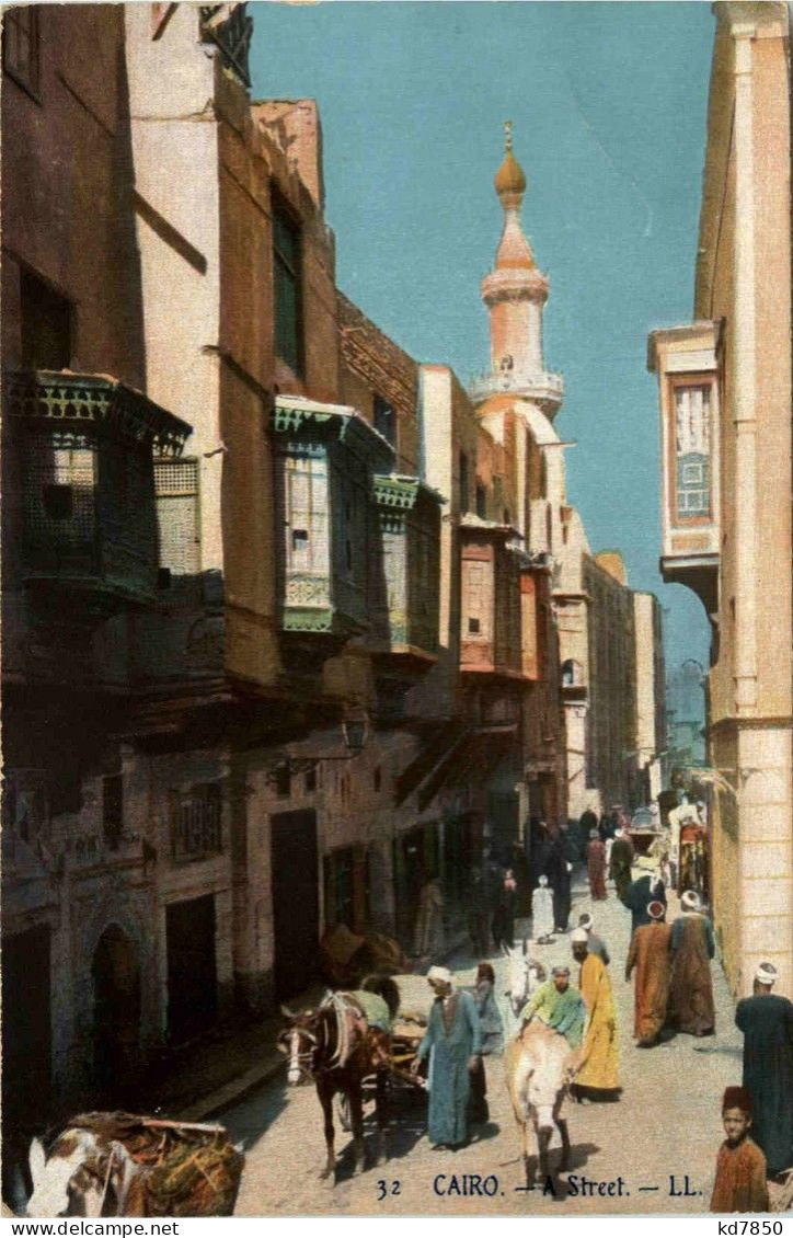 Cairo - A Street - Le Caire