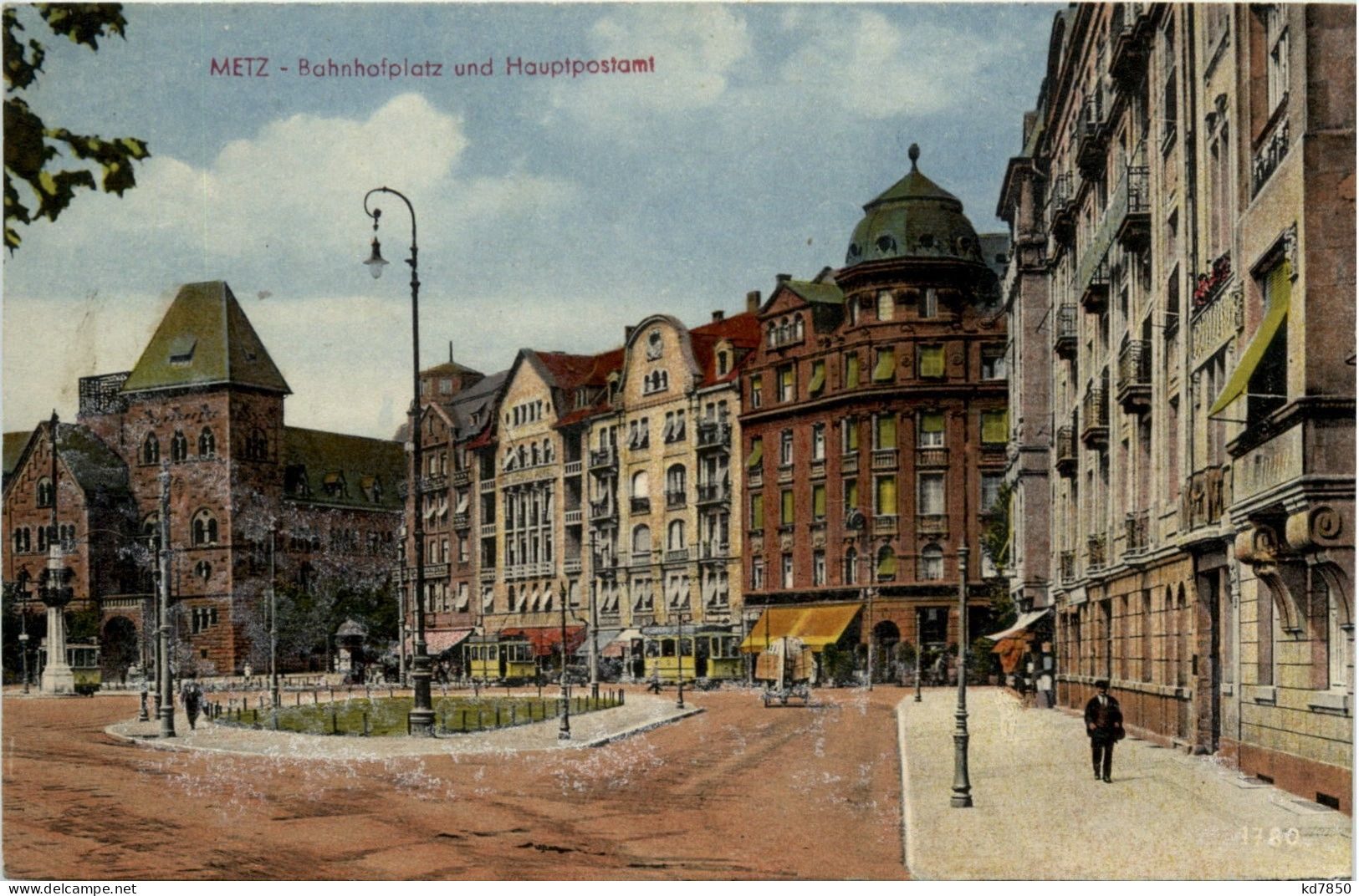 Metz - Bahnhofplatz Und Hauptpostamt - Metz