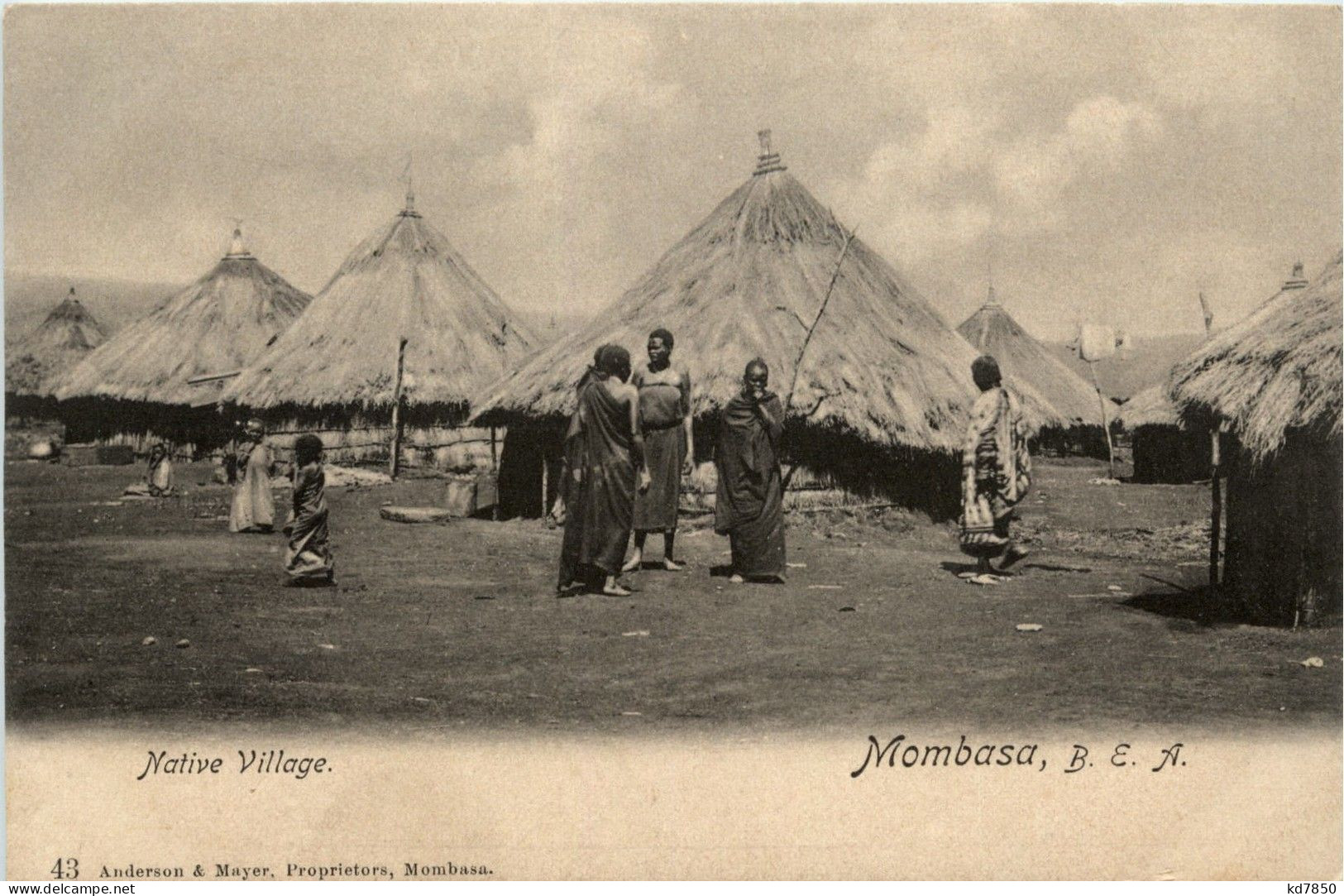 Mombasa - Native Villafe - Kenia