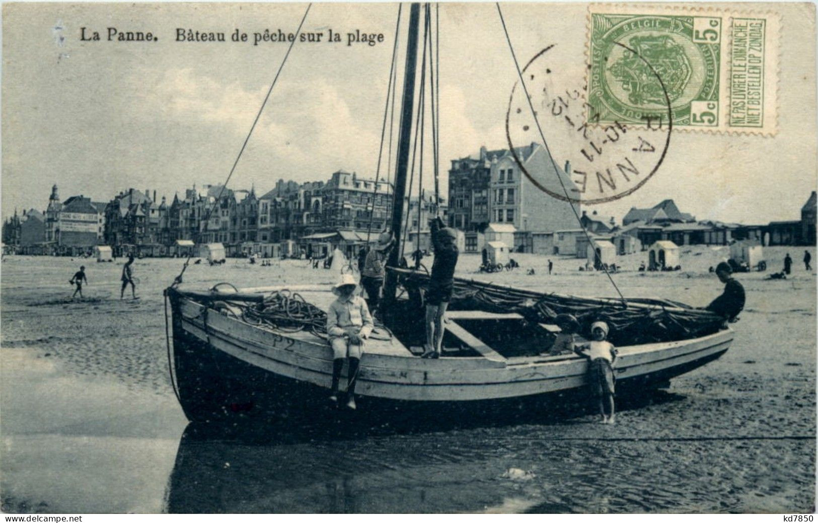 La Panne - Bateau De Pech Sur La Plage - De Panne