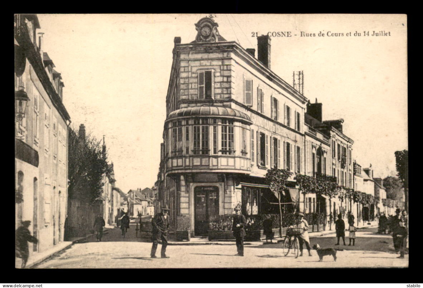 58 - COSNE-SUR-LOIRE - RUES DE COURS ET DU 14 JUILLET - Cosne Cours Sur Loire