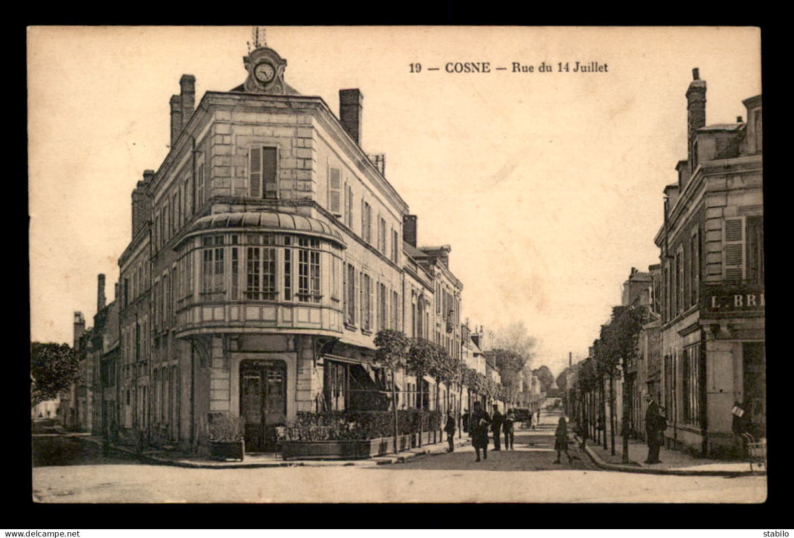 58 - COSNE-SUR-LOIRE - RUE DU 14 JUILLET - Cosne Cours Sur Loire