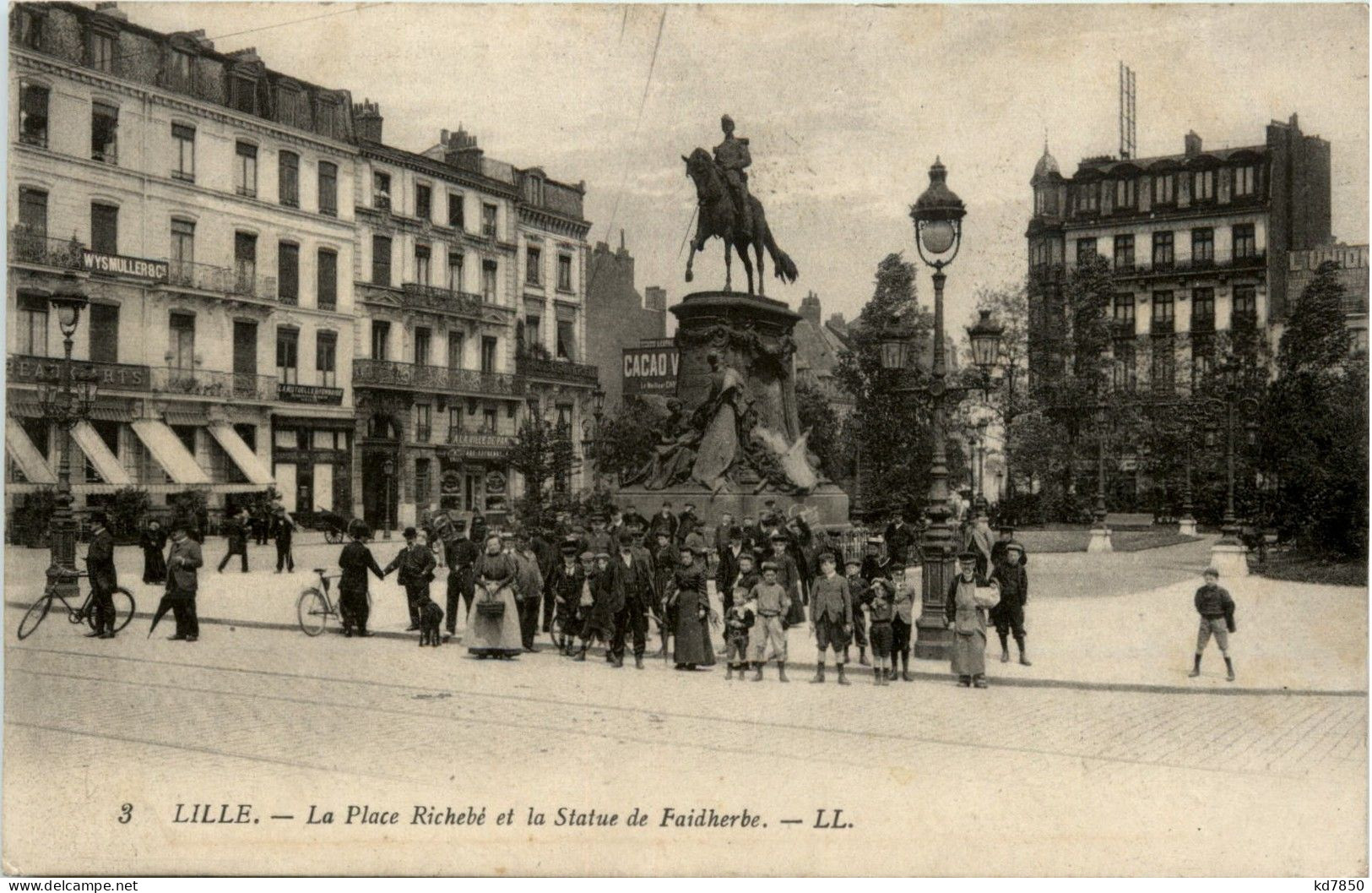 Lille - La Place Richebe - Lille