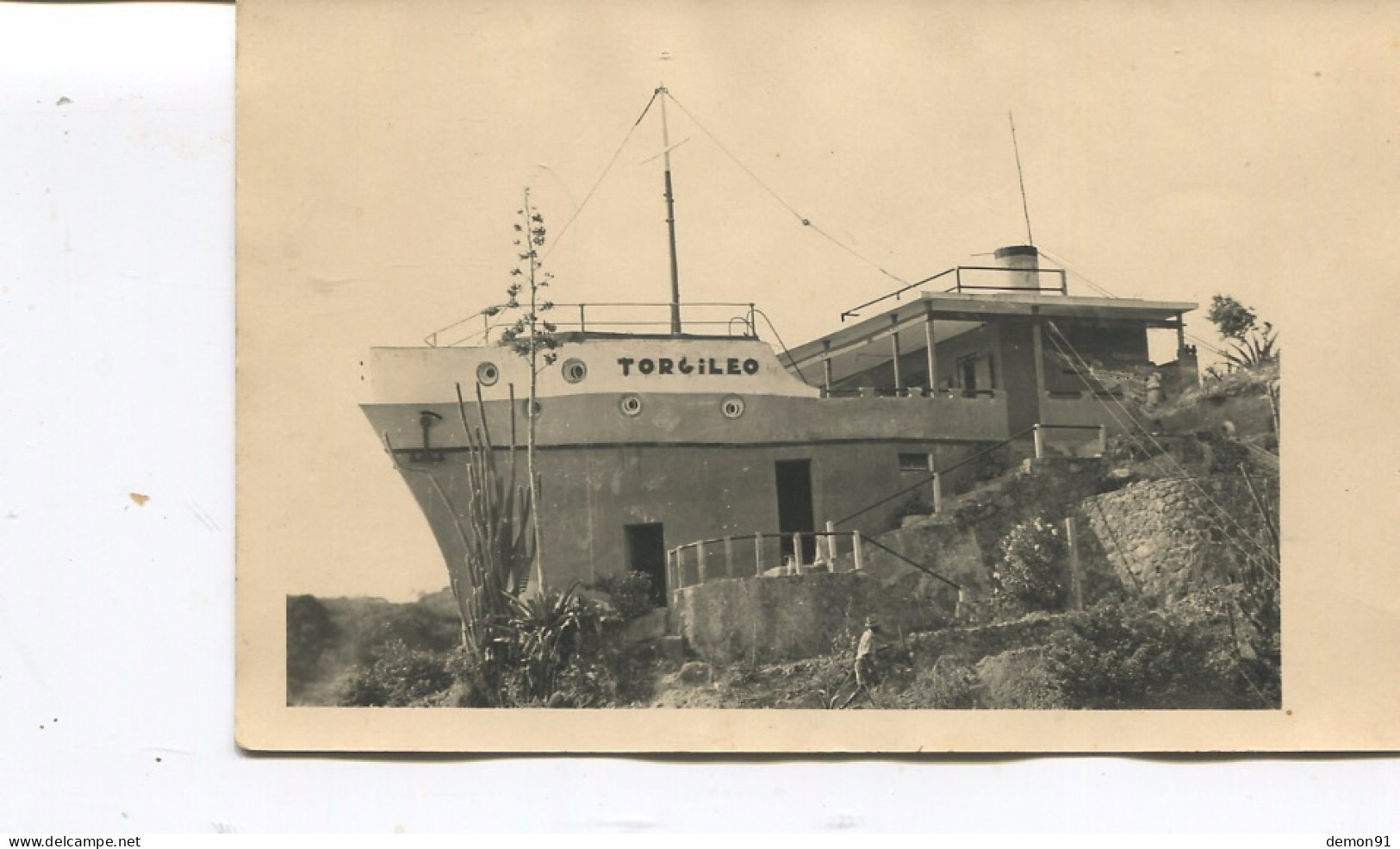 Carte Photo - Bellefontaine (Martinique) - Le Torgiléo : Ancien Restaurant En Forme De Bateau - - Andere & Zonder Classificatie