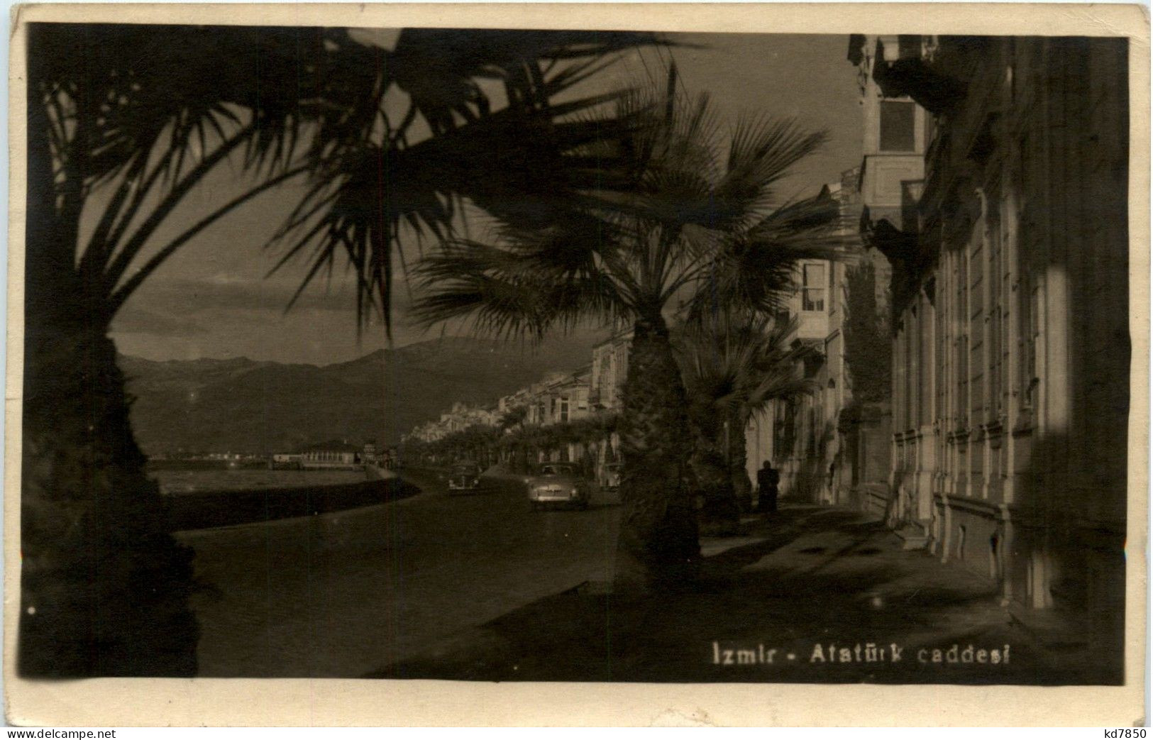 Izmir - Atatürk Caddesi - Türkei