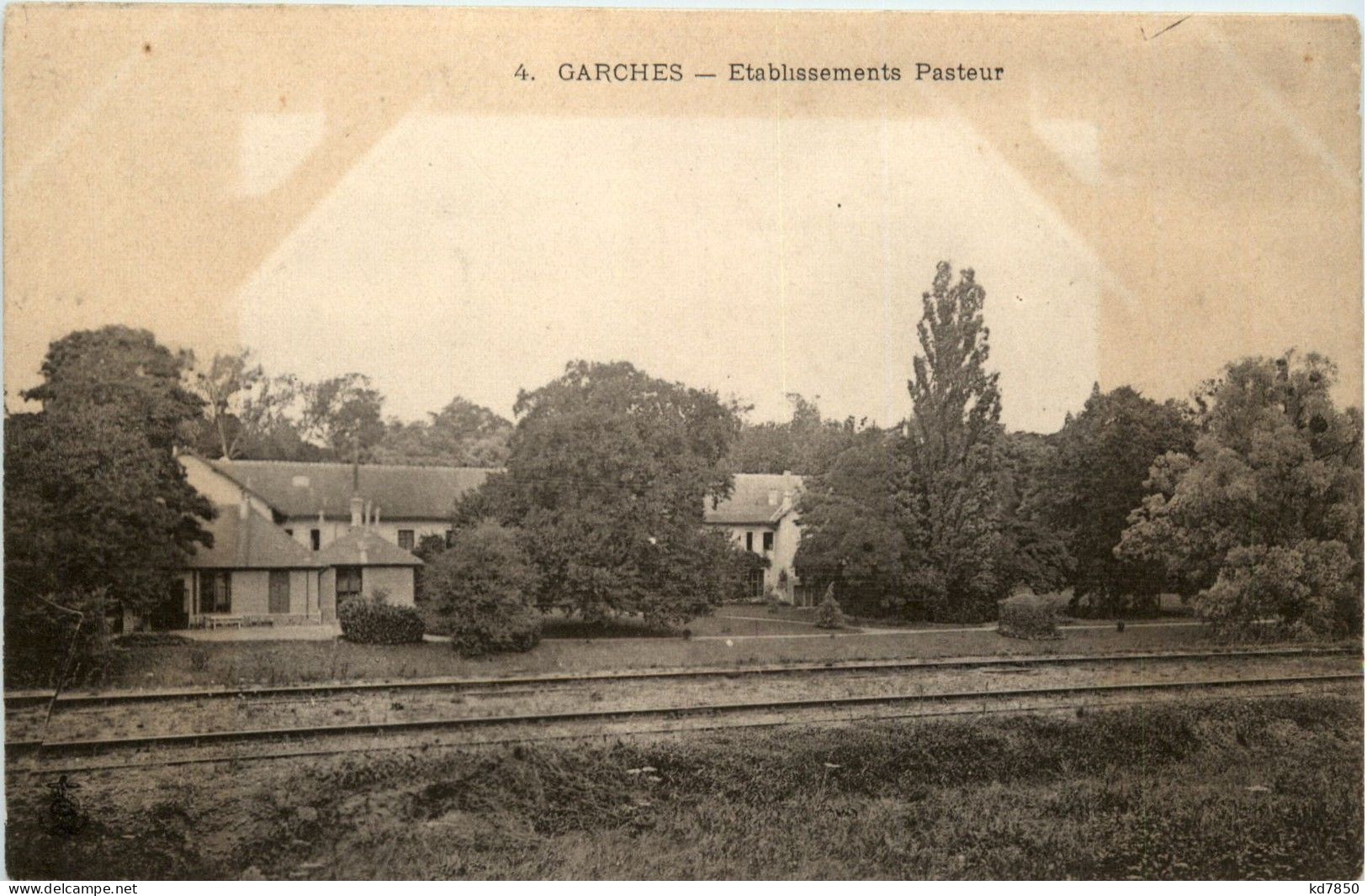 Garches - Etablissements Pasteur - Garches