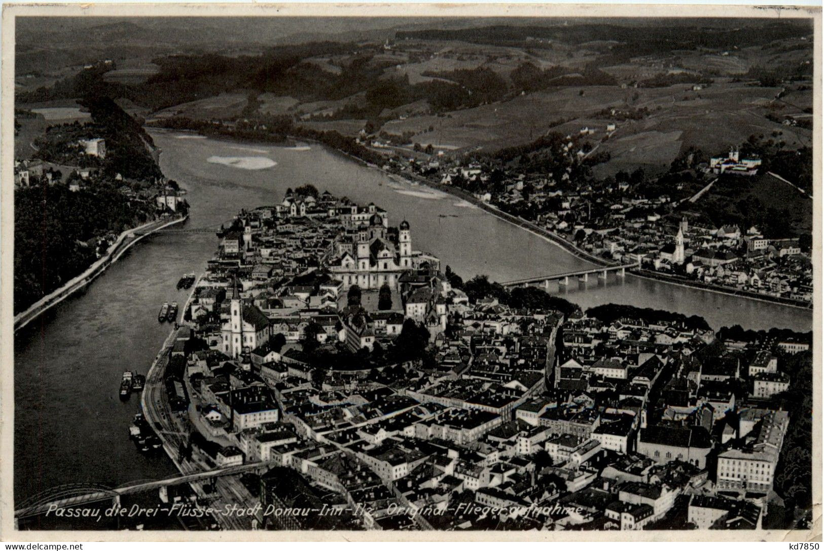 Passau/Bayern - Passau, Die Drei Flüsse-Stadt Fliegeraufnahme - Passau