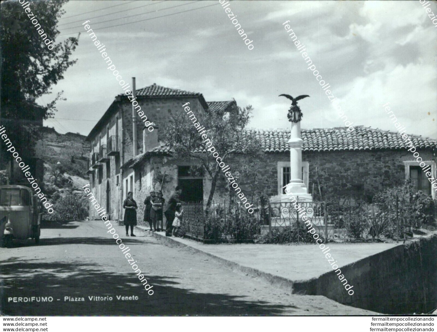 Bn24 Cartolina Perdifumo Piazza Vittorio Veneto Provincia Di Salerno - Salerno