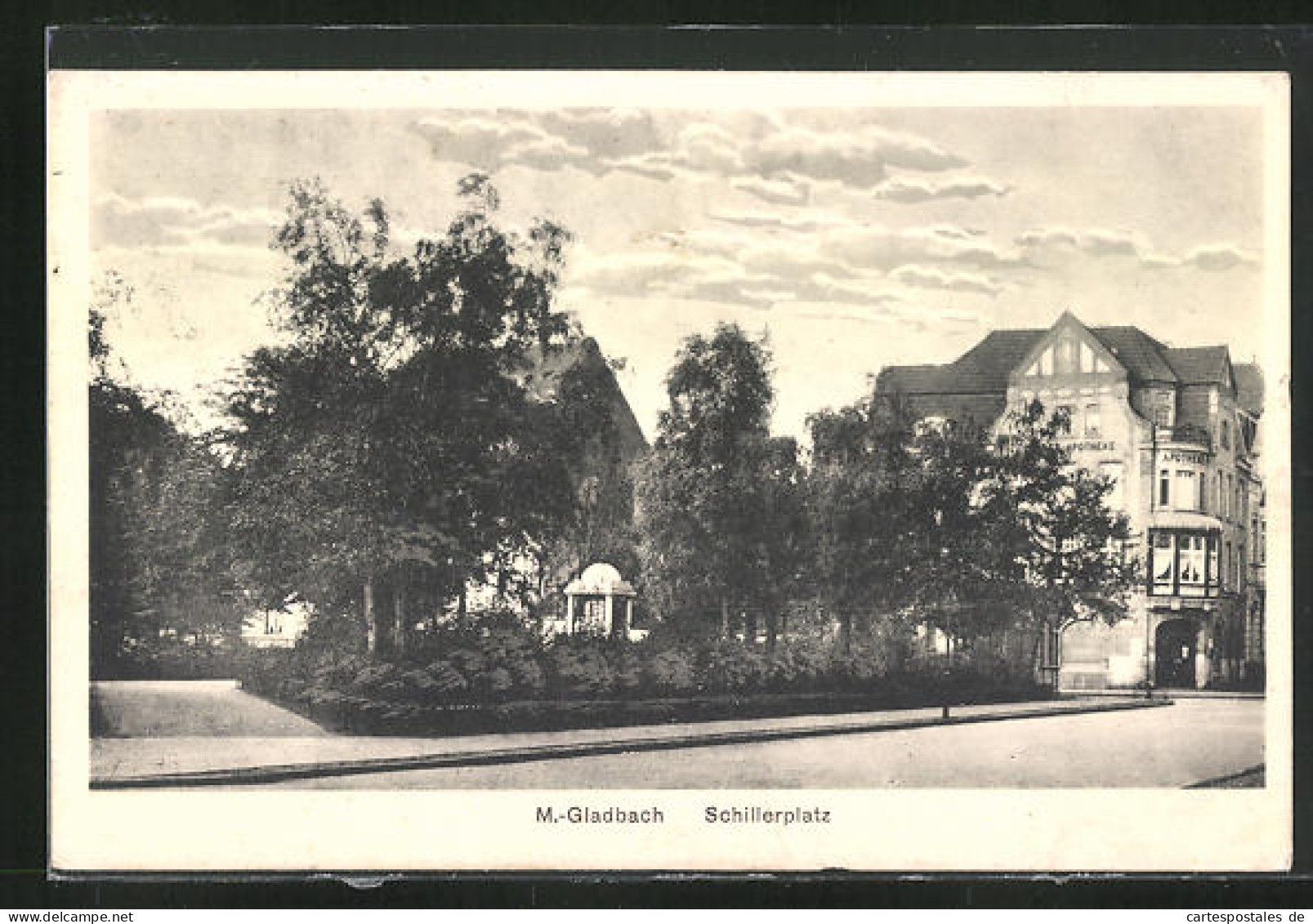 AK Mönchengladbach, Schillerplatz Mit Apotheke  - Moenchengladbach