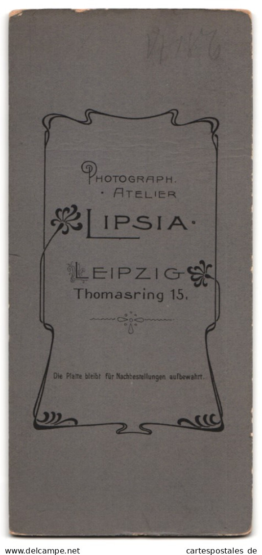 Fotografie Lipsia, Leipzig, Thomasring 15, Portrait Junger Herr In Eleganter Kleidung  - Anonyme Personen