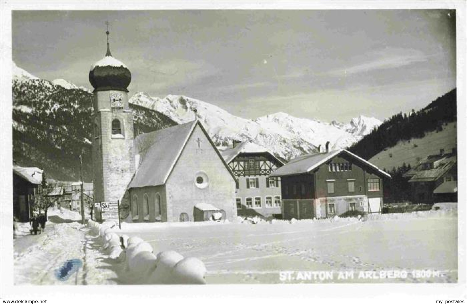 73973662 St_Anton_Arlberg_Tirol_AT Ortsansicht Mit Kirche Winterlandschaft - Altri & Non Classificati