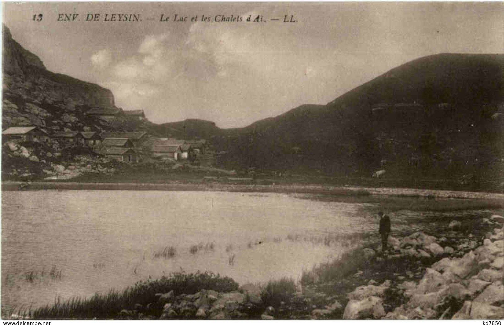 Leysin - Le Lac Et Les Chalets - Leysin