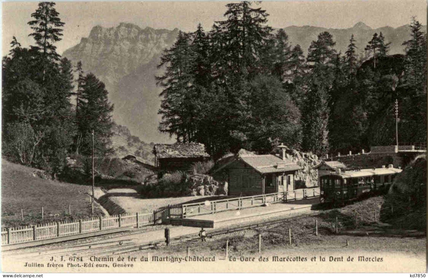 Chemin De Fer Martigny Chatelard - La Gare Marecottes - Martigny