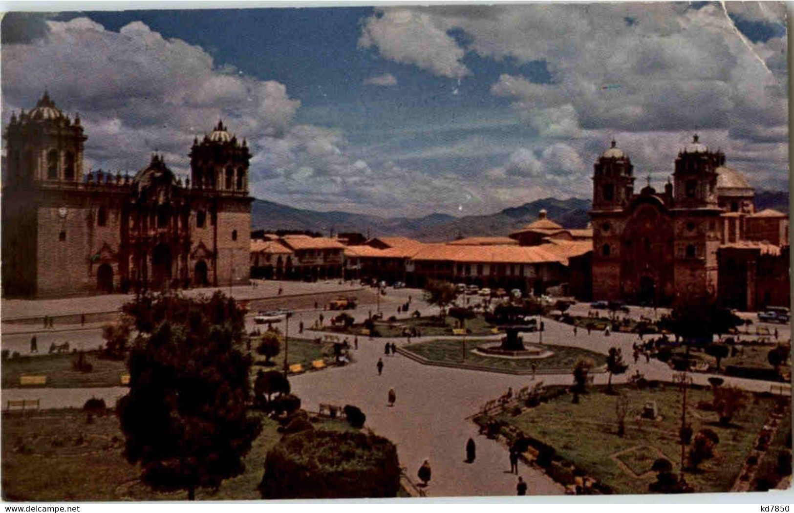 Plaza De Armas De Cuzco - Peru