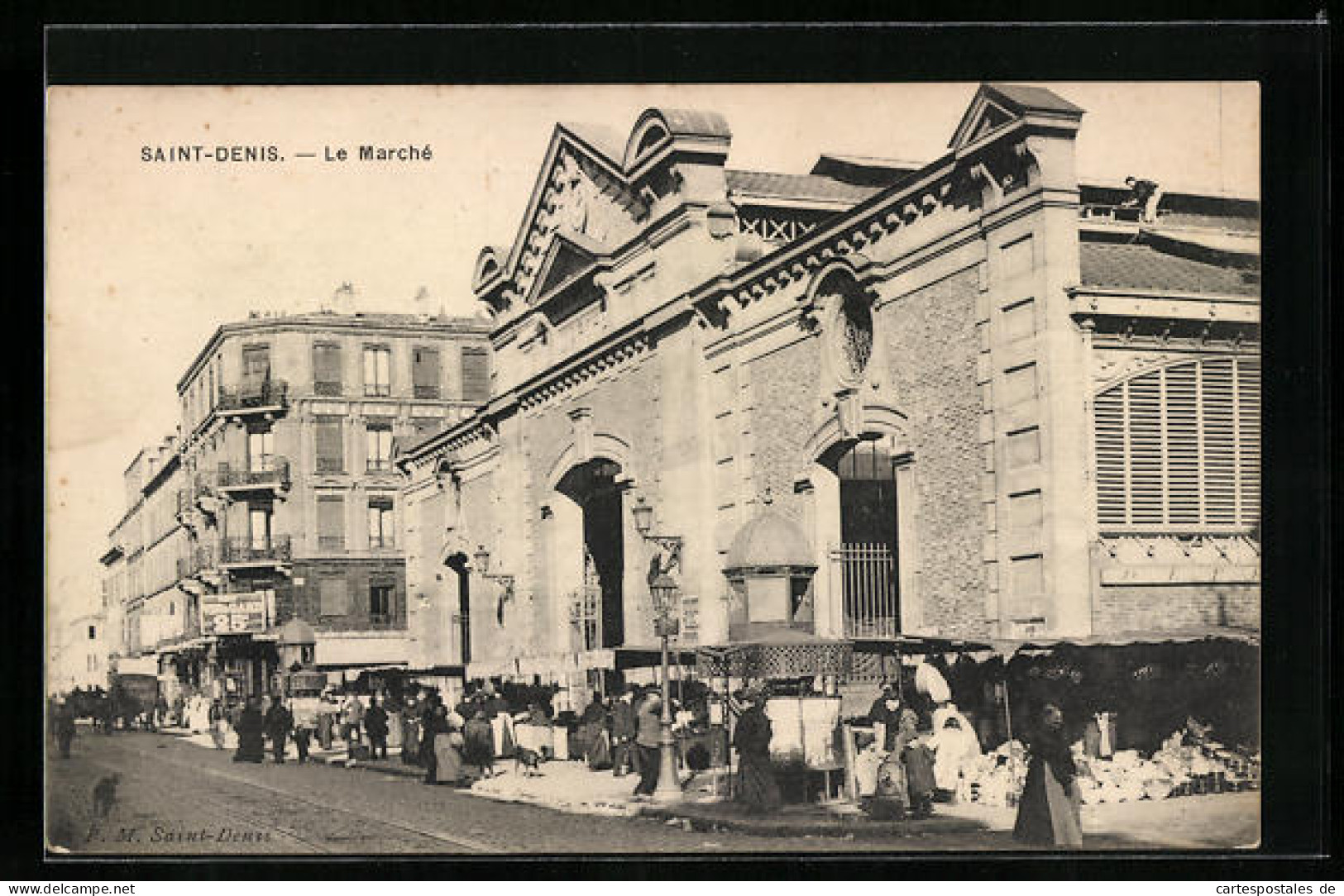 CPA Saint-Denis, Le Marché  - Saint Denis