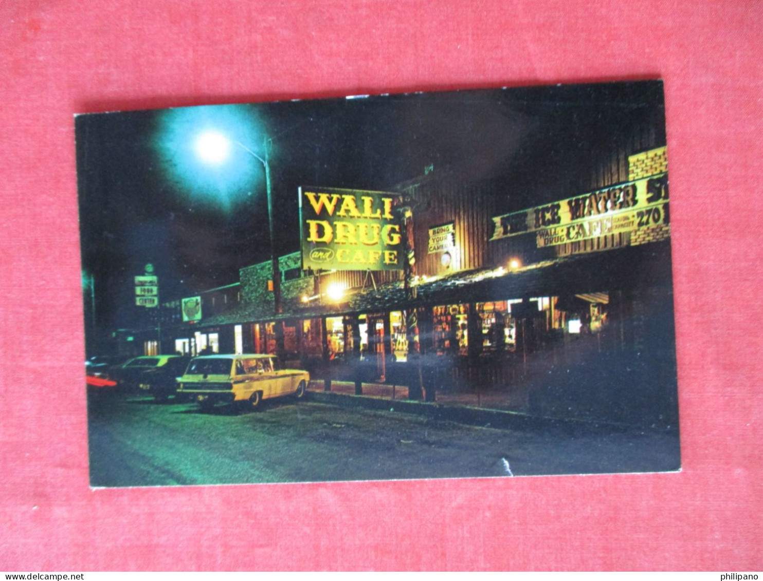 Night View. Wall  Drug. Wall - South Dakota    Ref 6394 - Autres & Non Classés