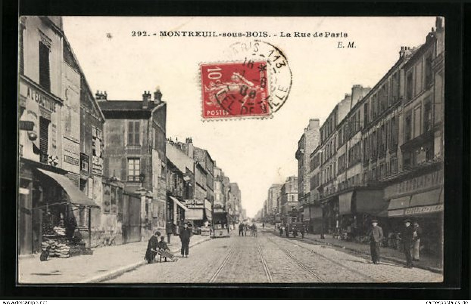 CPA Montreuil-sous-Bois, La Rue De Paris  - Montreuil
