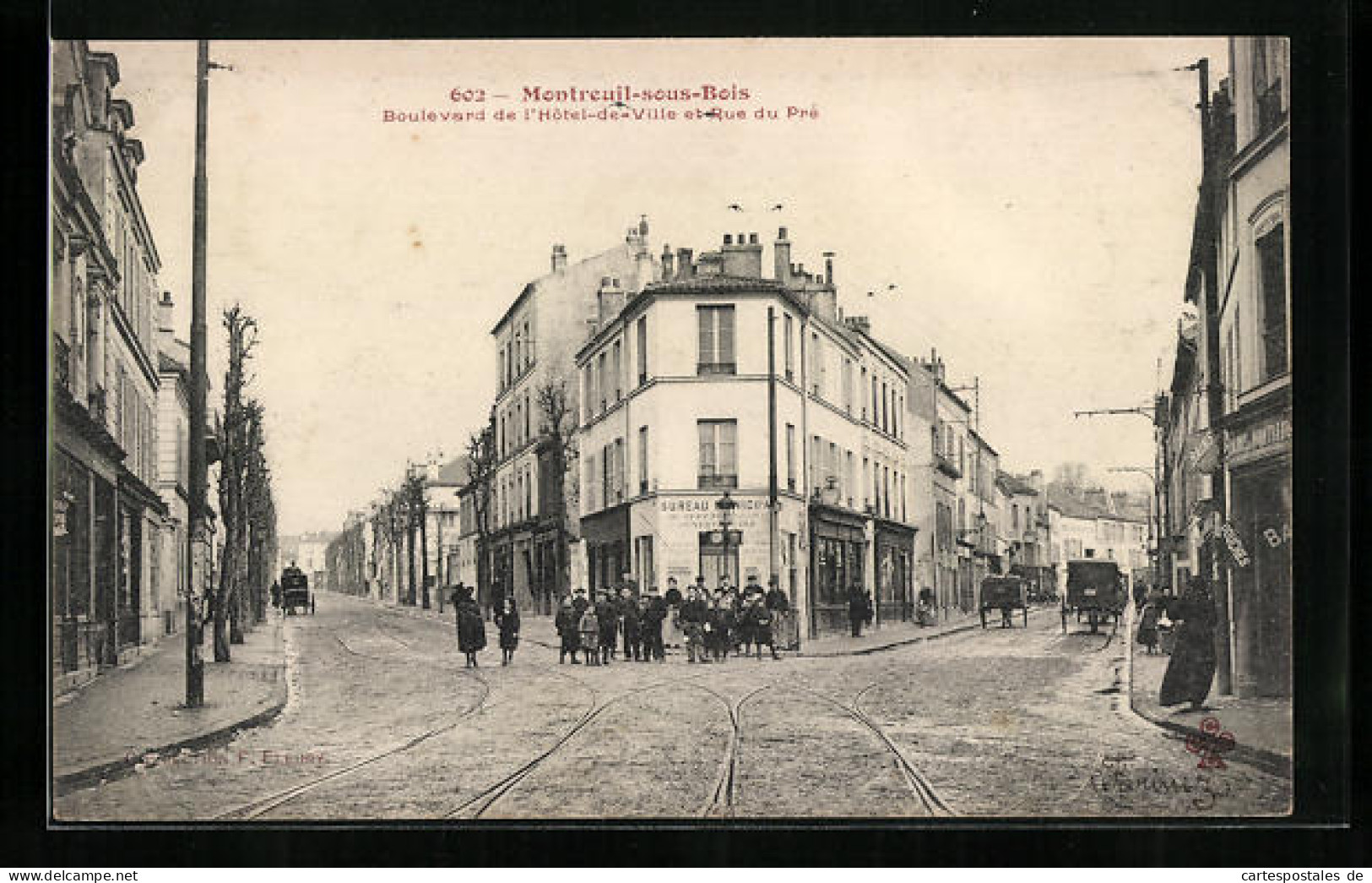 CPA Montreuil-sous-Bois, Boulevard De L'Hotel-de-Ville Et Rue Du Pré  - Montreuil