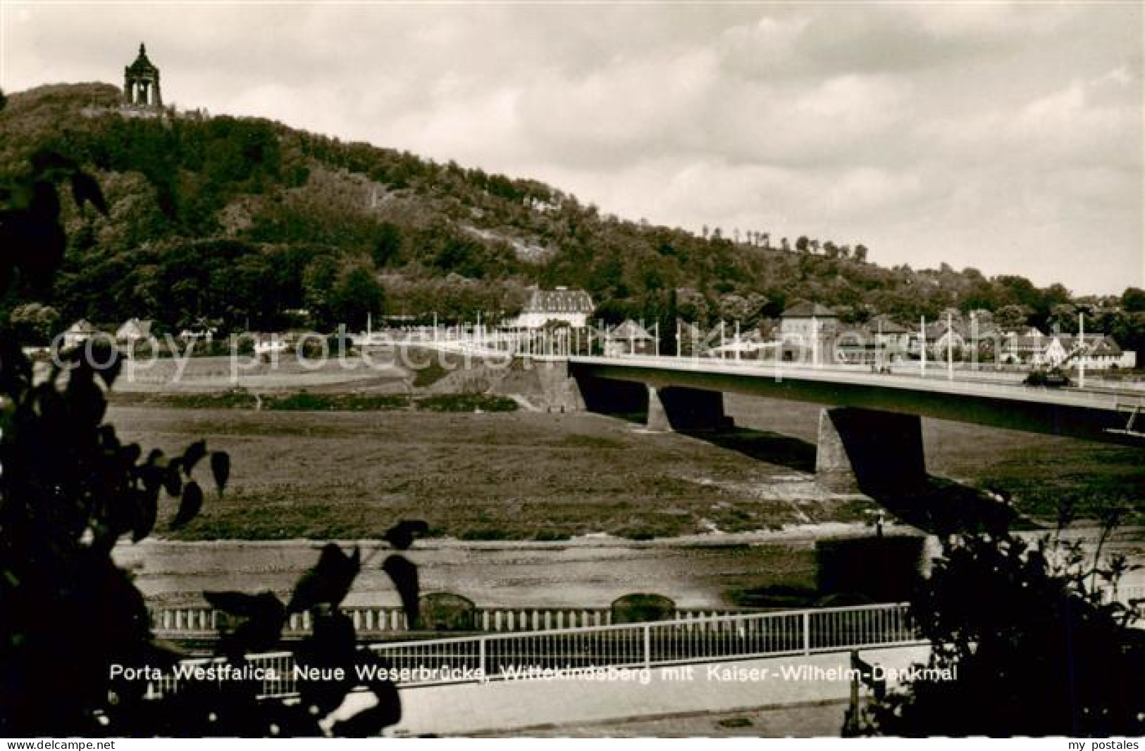 73828829 Porta Westfalica Neue Weserbruecke Wittekindsberg Mit Kaiser Wilhelm De - Porta Westfalica