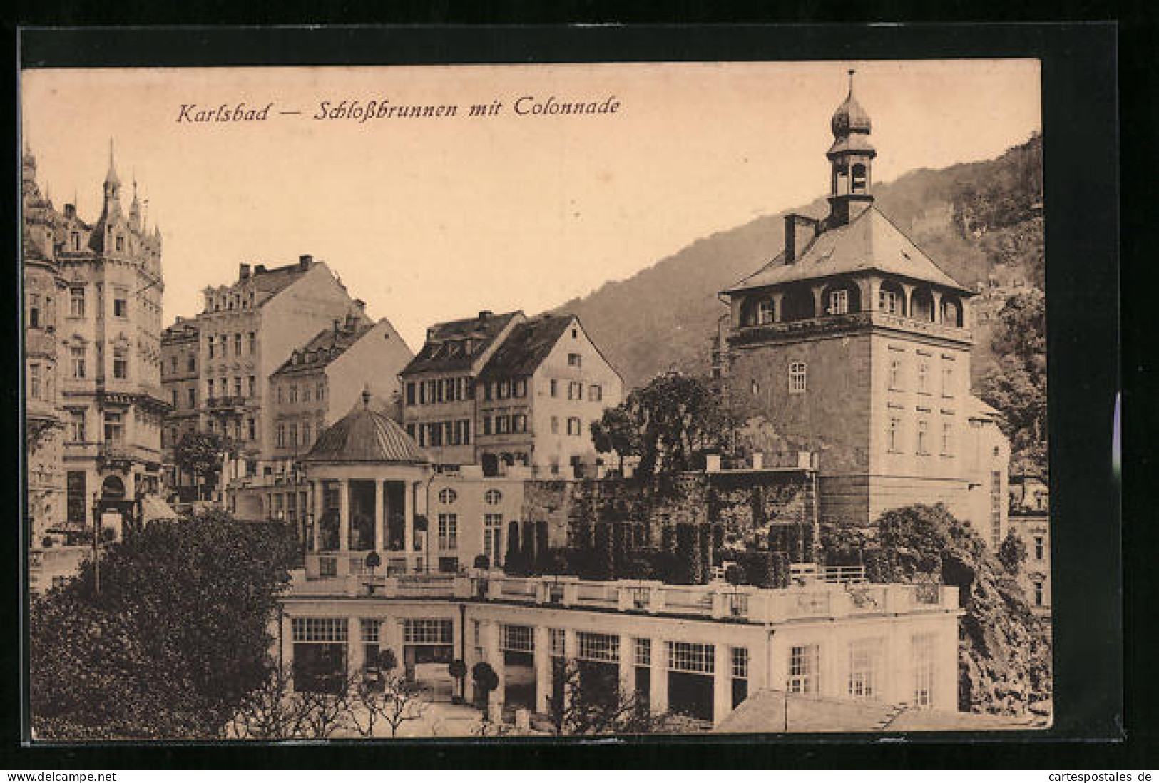 AK Karlsbad, Schlossbrunnen Mit Colonnade  - Tschechische Republik