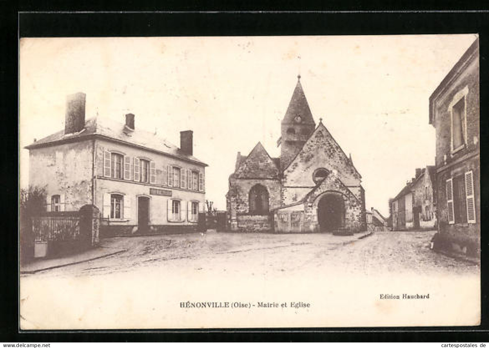 CPA Hénonville, Mairie Et Eglise  - Autres & Non Classés