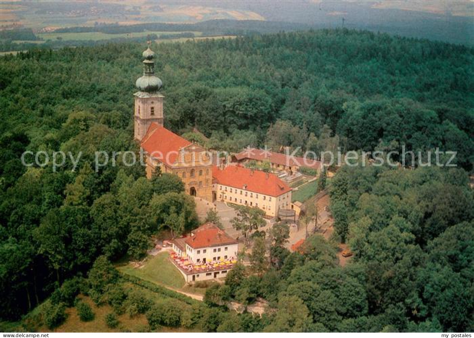 73744866 Amberg Oberpfalz Wallfahrtskirche Mariahilfberg Fliegeraufnahme Amberg  - Amberg