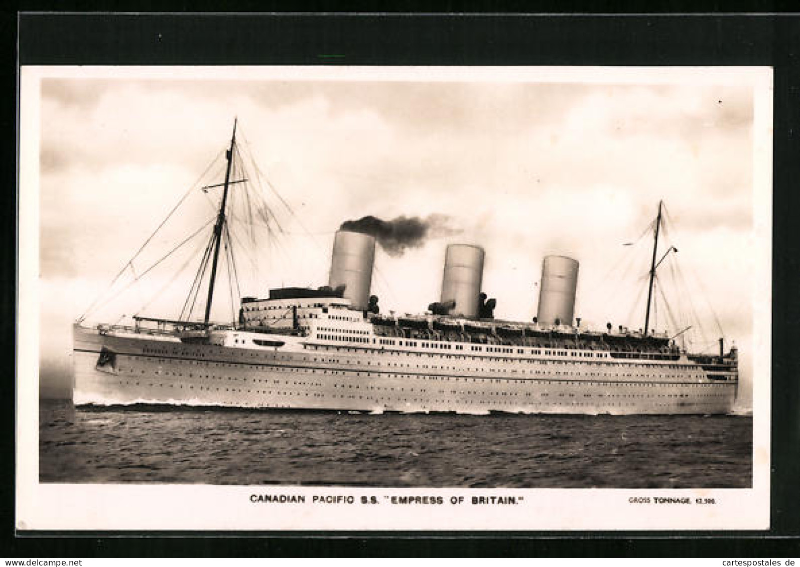 AK Kanadisches Passagierschiff SS Empress Of Britain Auf Backbord  - Dampfer