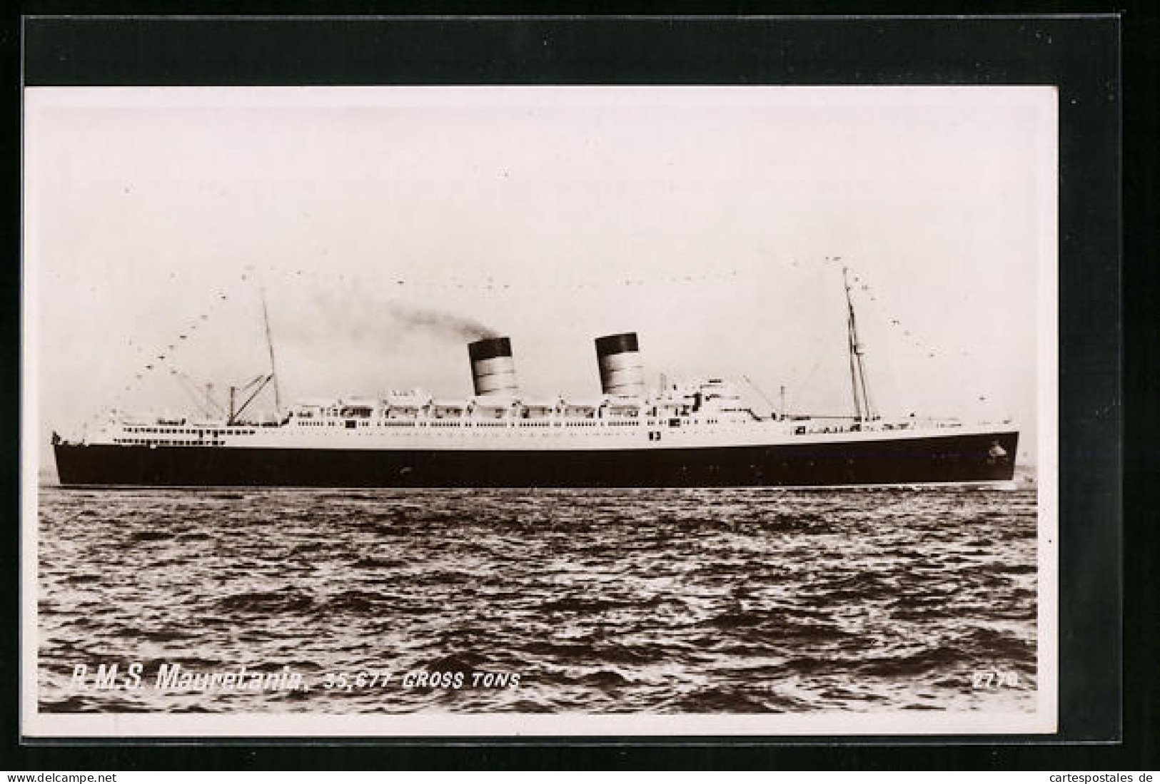 AK Passagierschiff RMS Mauretania In Flaggengala Sticht In See  - Steamers