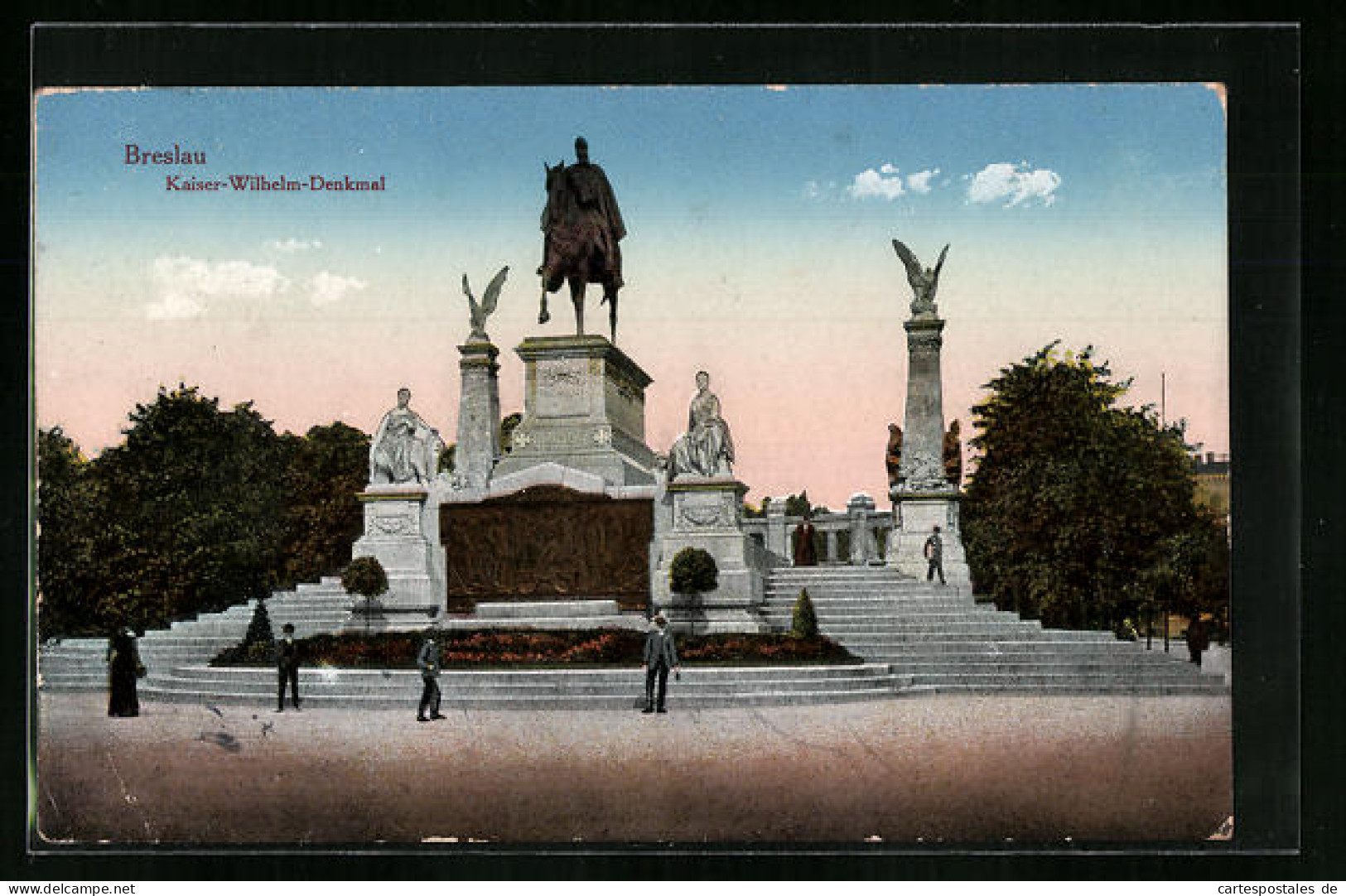 AK Breslau, Passanten Am Kaiser-Wilhelm-Denkmal  - Schlesien