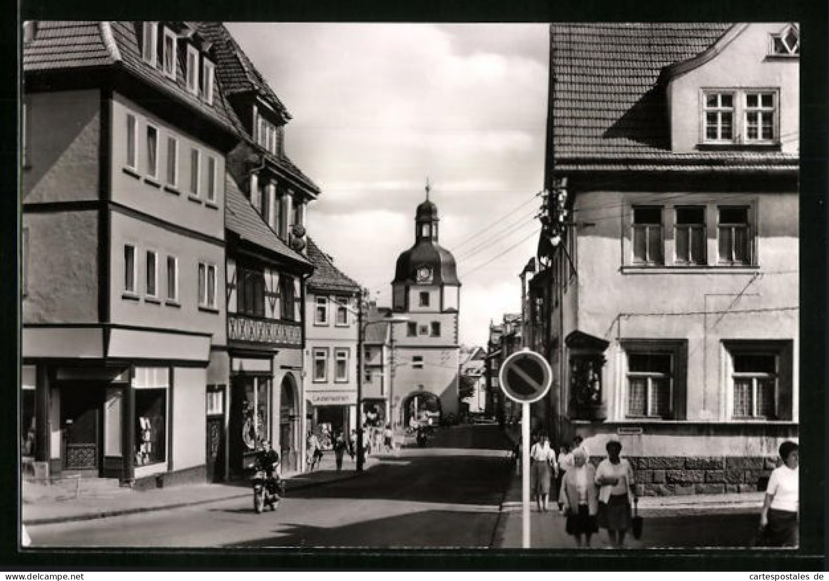 AK Waltershausen /Thür., Wilhelm-Pieck-Strasse Mit Nicolaustor  - Waltershausen