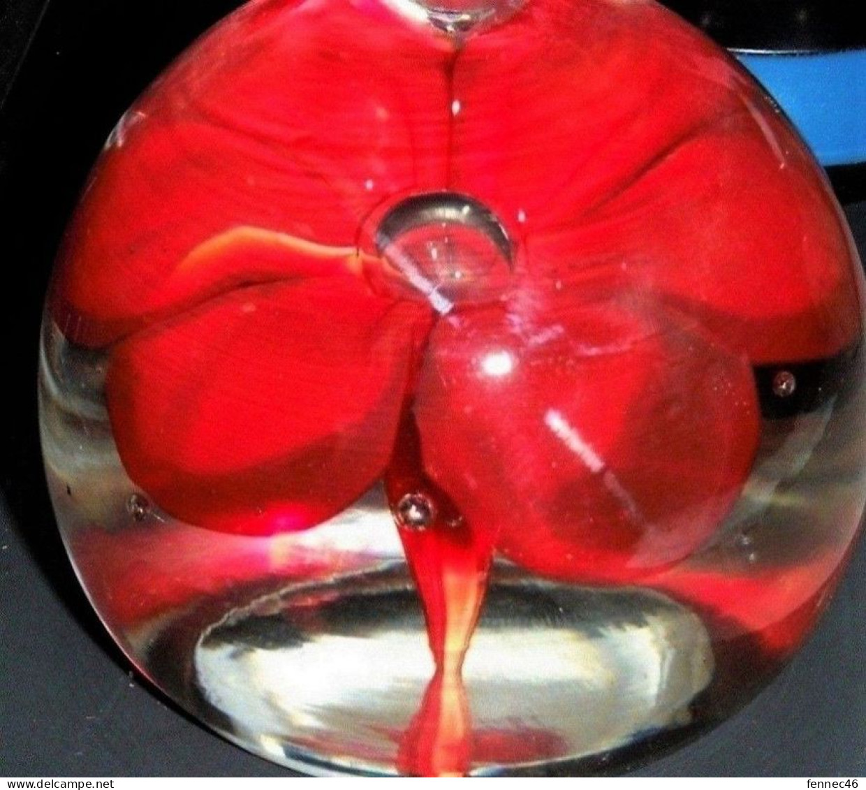 * Ancienne Boule De Verre - Presse-papiers - Déco : Une Fleur Rouge - Pisapapeles