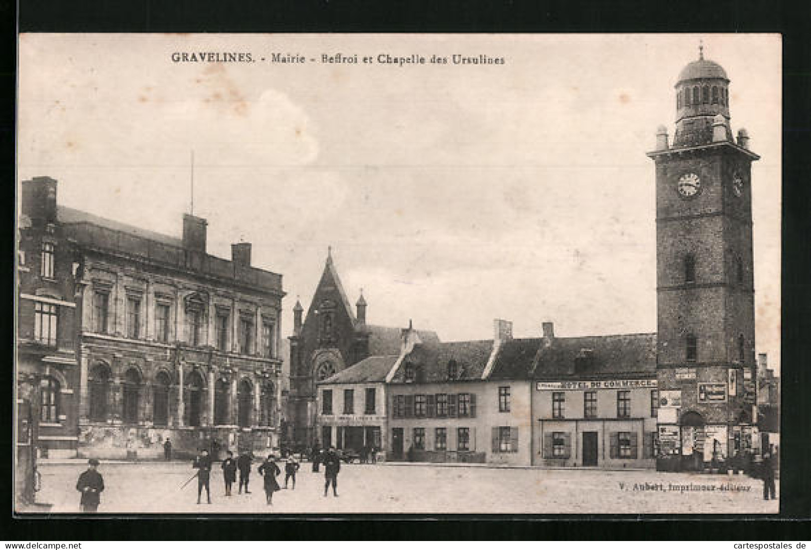 CPA Gravelines, Mairie - Beffroi Et Chapelle Des Ursulines  - Gravelines