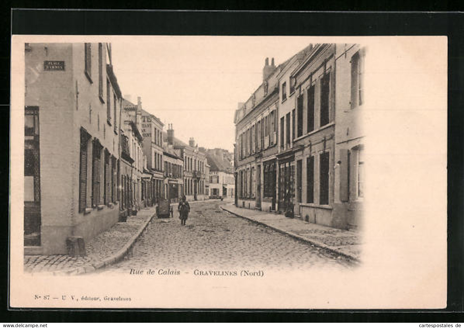 CPA Gravelines, Rue De Calais  - Gravelines