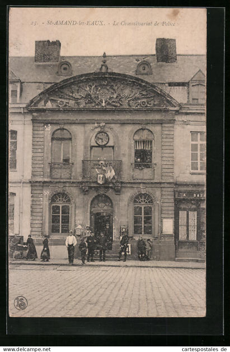 CPA St-Amand-les-Eaux, Le Commissariat De Police  - Saint Amand Les Eaux