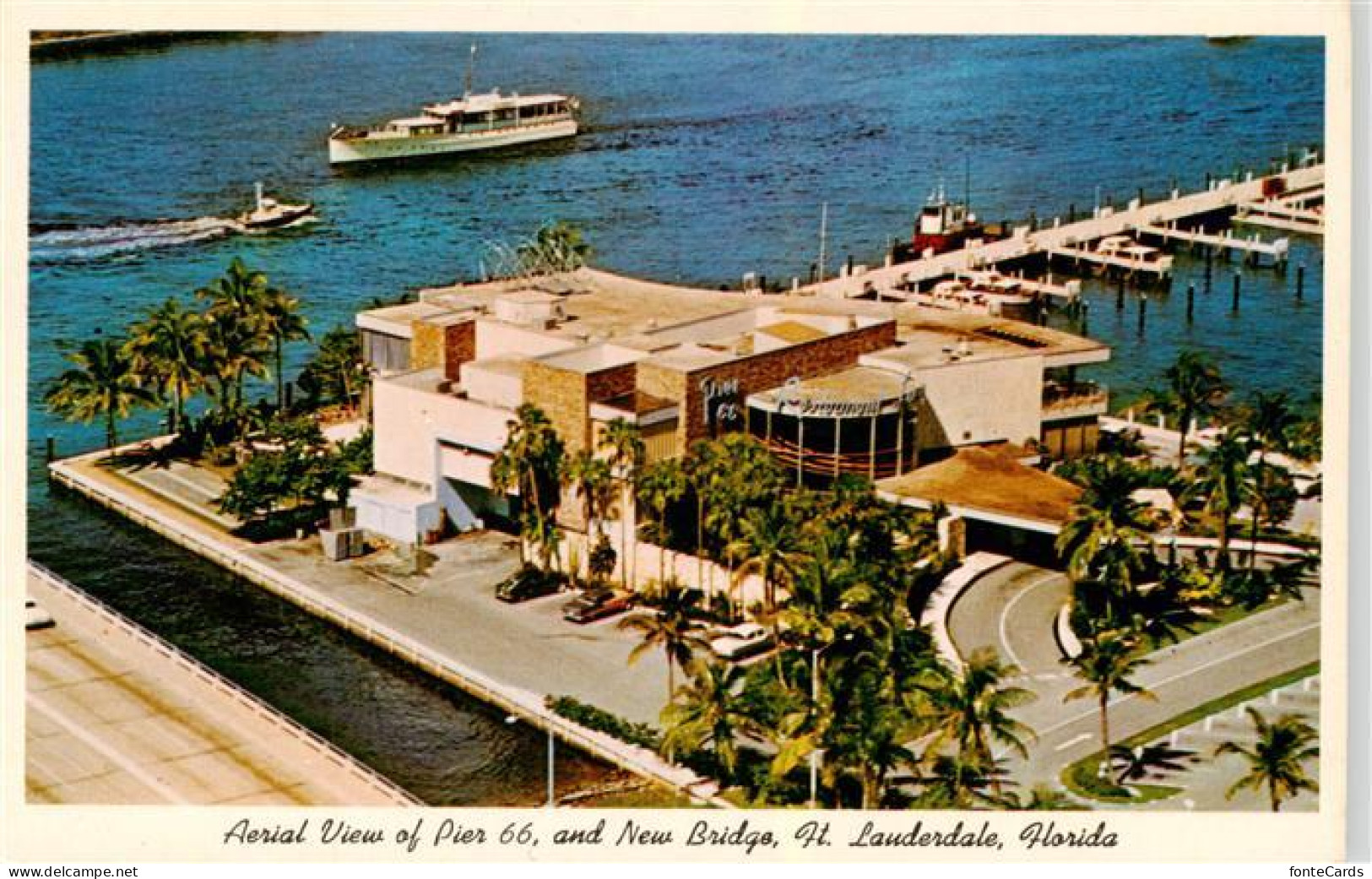 73949472 Fort_Lauderdale_Florida_USA Pier 66 And New Bridge Aerial View - Autres & Non Classés